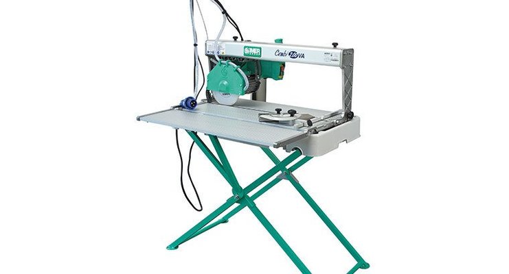 Scie sur table - COMBI200VA